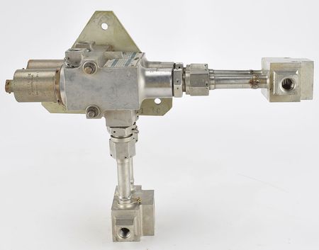 Lot #5126  Apollo Saturn V Third-Stage Valves - Image 8