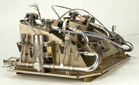 Lot #5098  Apollo CM Reaction Control System Oxidizer Panel - Image 1