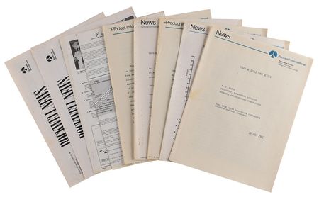Lot #5352  Space Shuttle Documents and Manuals - Image 3