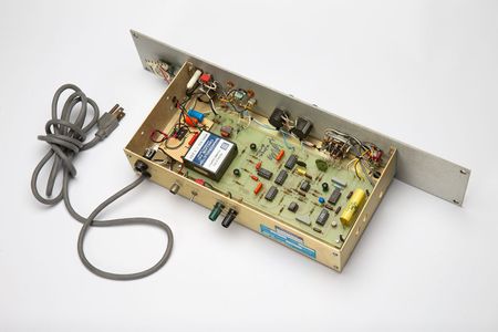 Lot #6183 W-P Instruments Window Discriminator - Image 3