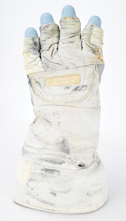 Lot #6278  Space Shuttle 4000 Series EMU Glove TMG - Image 3