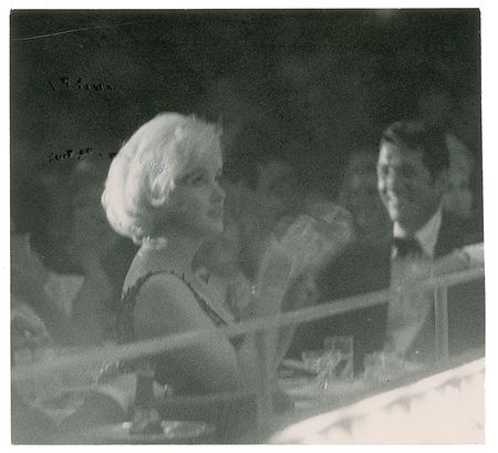 Lot #674 Marilyn Monroe and Dean Martin - Image 1