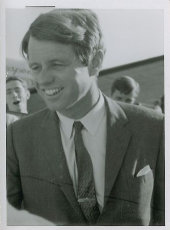 Lot #95 Robert and Ethel Kennedy Signatures Signatures - Image 4
