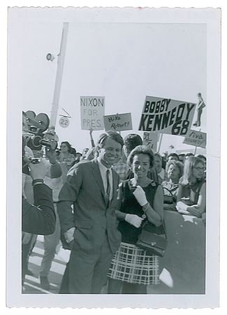 Lot #93 Robert F. Kennedy Signature Signature - Image 3