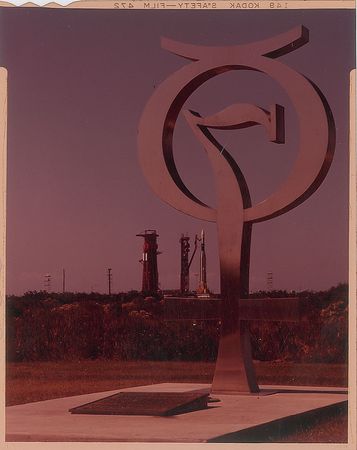 Lot #388 Astronauts: Enormous collection of Golden Age NASA photos, negatives, and transparencies - Image 19