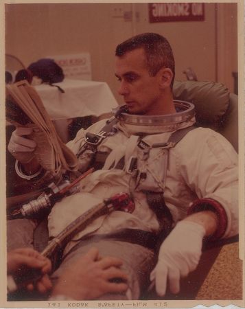 Lot #388 Astronauts: Enormous collection of Golden Age NASA photos, negatives, and transparencies - Image 32