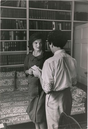 Lot #4 Jacqueline Kennedy's Personally-Owned and -Worn Maternity Dress: Elegant wool maternity dress worn by Jackie in a 1960 LIFE magazine photo shoot - Image 4