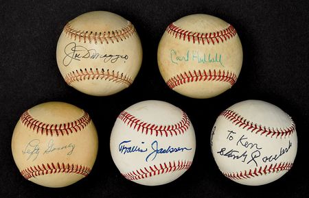 Lot #931 Baseball Hall of Famers Group Lot - Image 1