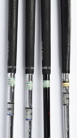 Lot #101 Warren Buffett: The golf clubs and custom 