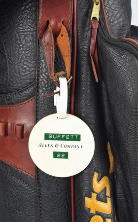Lot #101 Warren Buffett: The golf clubs and custom 