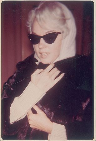 Lot #889 Marilyn Monroe Photograph - Image 1
