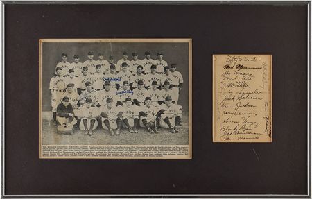 Lot #975 NY Giants: 1934 Signatures and Signed Photograph - Image 1
