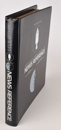 Lot #315 Astronauts: Apollo Spacecraft manual signed by 26 of NASA's finest, including seven moonwalkers - Image 3