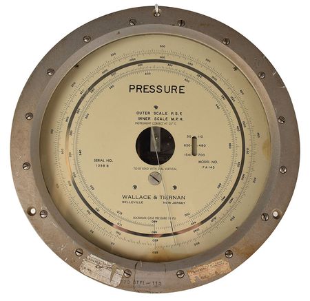 Lot #304  Wallace & Tiernan High Precision Pressure Gauges Lot of (2) - Image 15