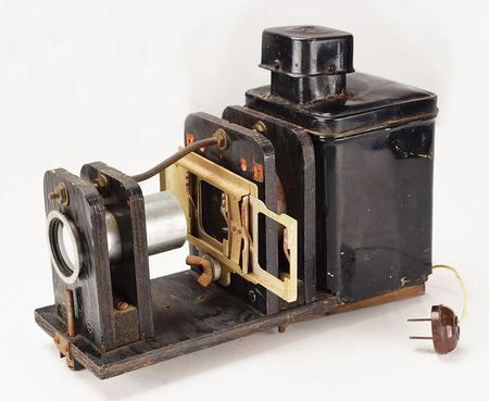 Lot #346 Antique Slide Projector - Image 1