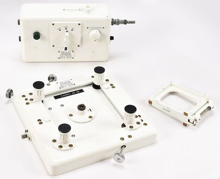 Lot #257 Wild BC-4 Ballistic Camera System: Robust missile tracking camera by Wild Heerbrugg - Image 5