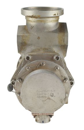 Lot #8122  Apollo Saturn V Third-Stage Valve - Image 6