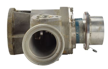 Lot #8122  Apollo Saturn V Third-Stage Valve - Image 9
