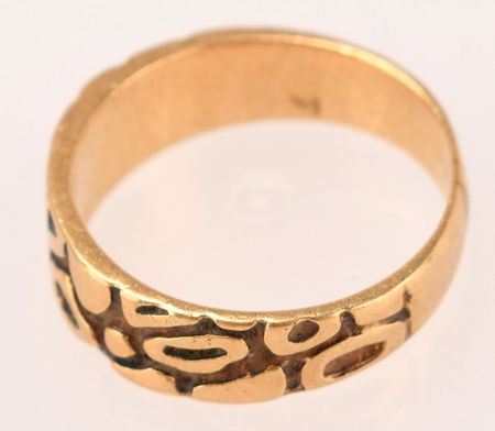 Lot #8329  Apollo 16 Flown Wedding Band - Image 3