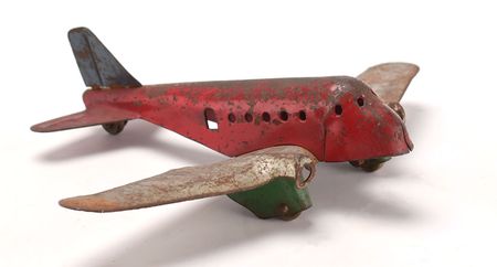 Lot #8274 Neil Armstrong's Childhood Plane Model and Signed Photograph - Image 1
