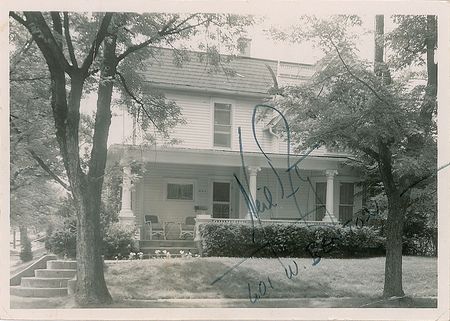 Lot #8274 Neil Armstrong's Childhood Plane Model and Signed Photograph - Image 3