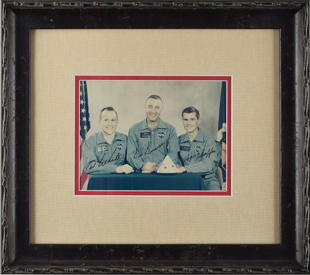 Lot #8150  Apollo 1 Signed Photograph - Image 2
