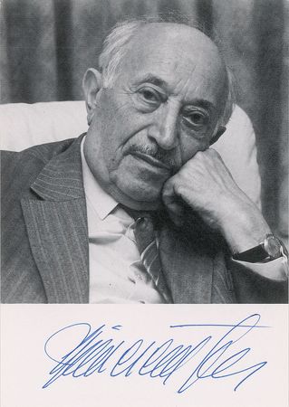 Lot #317 Simon Wiesenthal Signed Photographs - Image 2