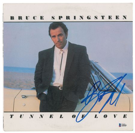 Lot #677 Bruce Springsteen Album - Image 1