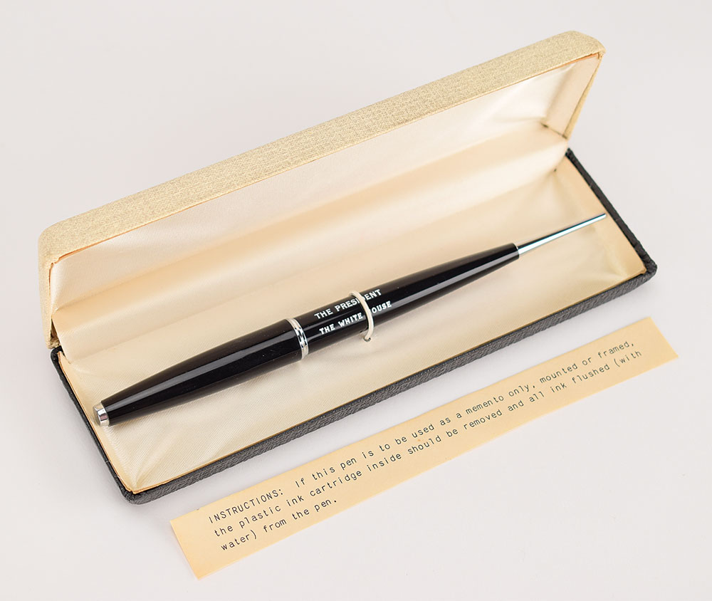 Lot 4124 John F. Kennedy Parker 45 Signing Pen