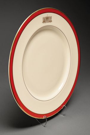 Lot #4033 Nancy Reagan White House China Plate from First Ladies Breakfast - Image 2