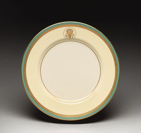 Lot #4025 Harry S. Truman White House Dinner Plate