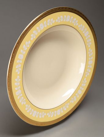 Lot #4038 Bill Clinton White House China Soup Bowl - Image 2