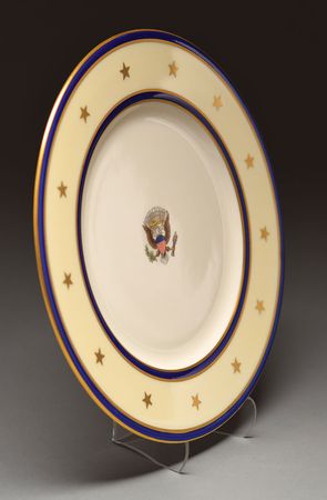 Lot #4015 Franklin D. Roosevelt USS Williamsburg China Plate - Image 2