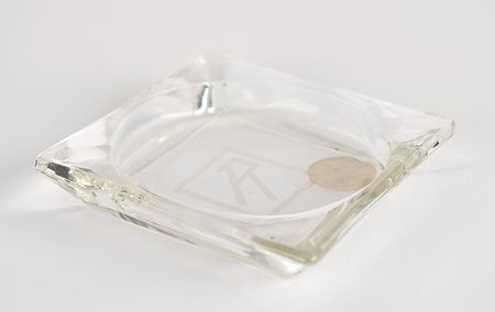 Lot #4094 Franklin D. Roosevelt's Square Glass Ashtray - Image 1