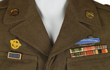 Lot #424  WWII Uniform: J. H. Hevener - Image 3
