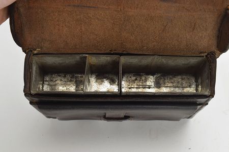 Lot #352 Civil War US 1st 1864 Pattern .58 Caliber Cartridge Box Cartridge Box - Image 5