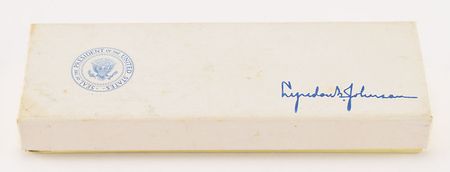 Lot #58 Lyndon B. Johnson Pen - Image 2