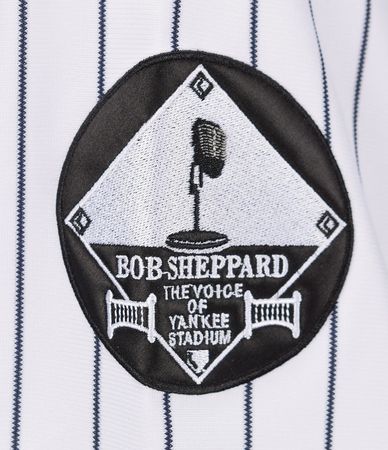Lot #928 Derek Jeter Jersey - Image 4