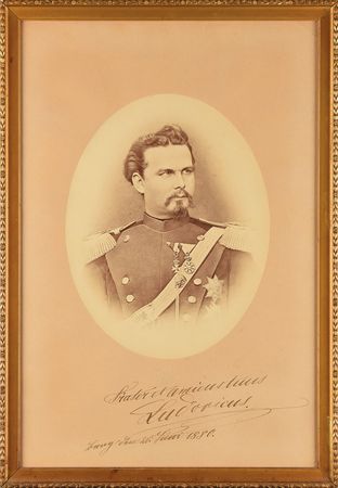 Lot #197 Ludwig II of Bavaria: Extraordinary oversized portrait of the eccentric Bavarian king - Image 1