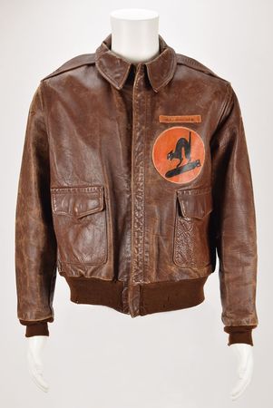 Lot #331 WWII: W. L. Walker's B-17 413th Bomb Squadron A-2 Flight Jacket: Fabulous painted pin-up jacket from a WWII flyer - Image 2