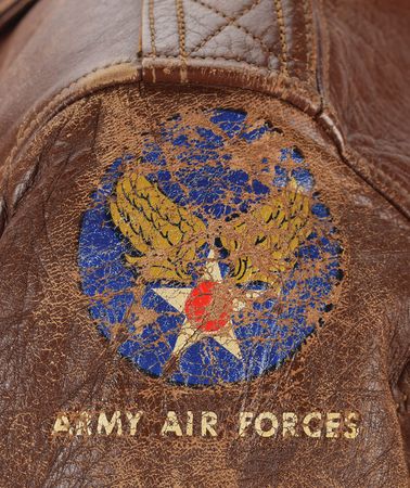 Lot #331 WWII: W. L. Walker's B-17 413th Bomb Squadron A-2 Flight Jacket: Fabulous painted pin-up jacket from a WWII flyer - Image 4