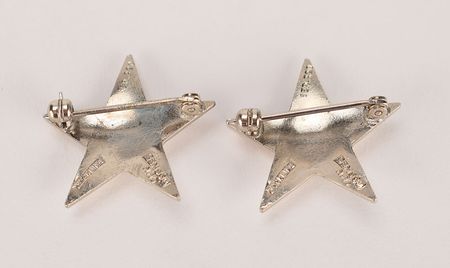 Lot #49 Dwight D. Eisenhower's Personally-Worn Pair of General Stars: General Eisenhower's personally-worn collar insignia, from the collection of his military aide - Image 2