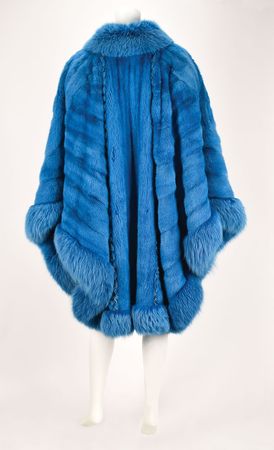 Lot #9304  Lady Gaga's Screen-Worn Blue Fur Coat from American Horror Story - Image 8