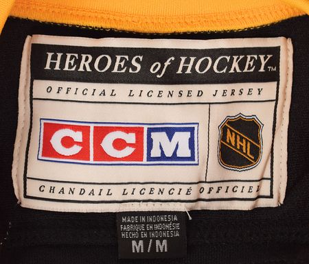 Lot #9280 Katy Perry's Stage-Worn California Dreams Tour Boston Bruins Jersey - Image 5