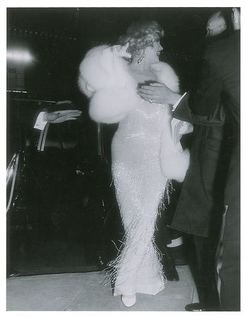 Lot #657 Marilyn Monroe Photograph - Image 1