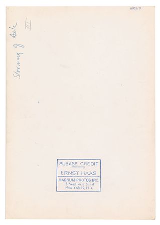 Lot #7314 The Pride and the Passion: Cary Grant Original Photograph by Ernst Haas - Image 2