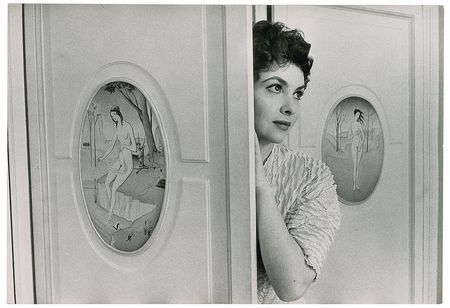 Lot #644 Gina Lollobrigida Original Photograph by David Seymour - Image 1
