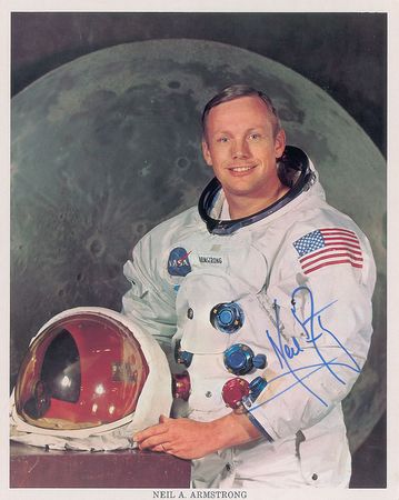 Lot #268 Neil Armstrong Signed Photograph - Image 1