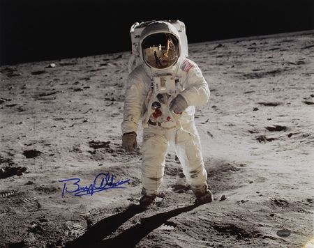 Lot #272 Buzz Aldrin Signed Photograph - Image 1