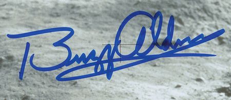 Lot #272 Buzz Aldrin Signed Photograph - Image 2